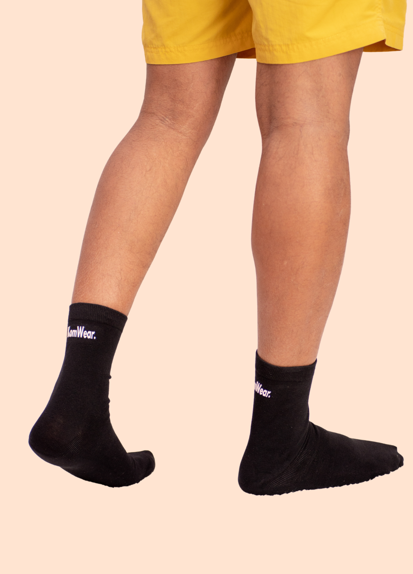 Shop Compression Socks in Australia at KomWear. Improve blood circulation, reduce swelling, and relieve fatigue with our top-notch compression socks designed for men and women of all ages. Whether you're an athlete, a frequent traveller, or simply seeking relief from leg discomfort, our compression socks are the perfect solution.
